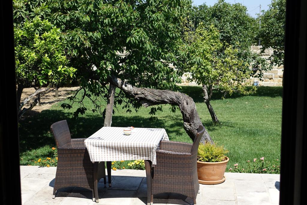 Masseria Carignani Tuglie Exterior photo