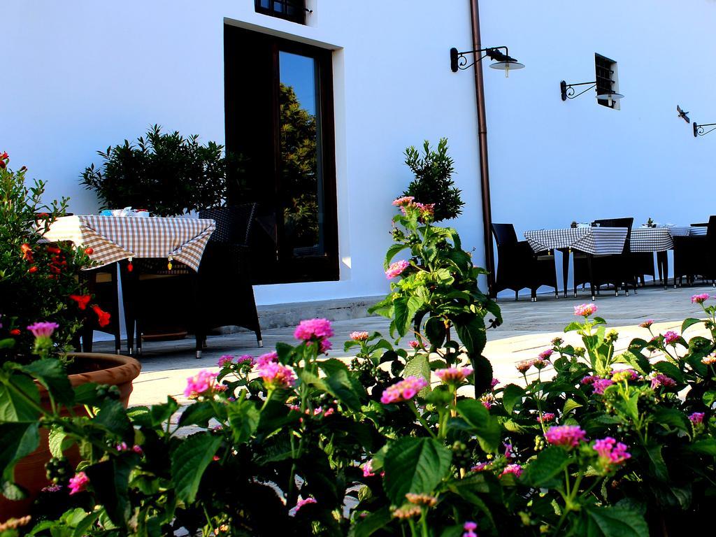 Masseria Carignani Tuglie Exterior photo